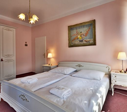 Hotel BÃ­la PanÃ­