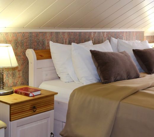 Nikolin Park Guest House