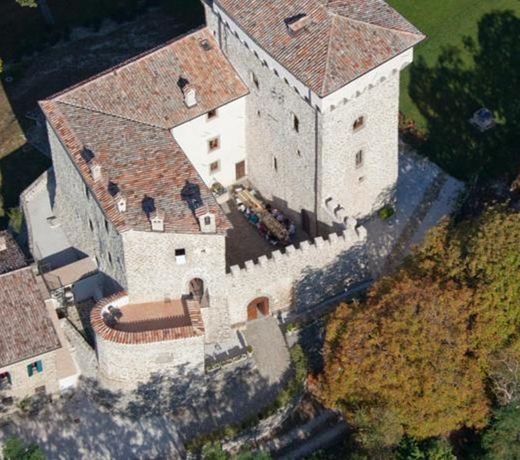 Castello di Magrano