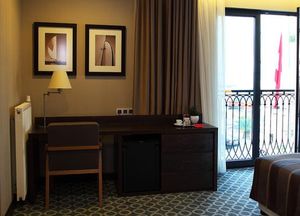 Tuzla Town Hotel