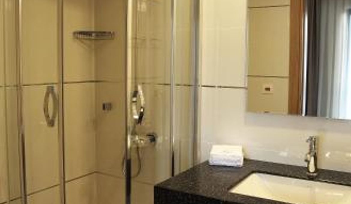 Tuzla Town Hotel