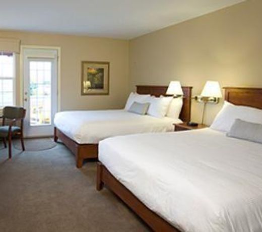 Amsterdam Inn & Suites Moncton