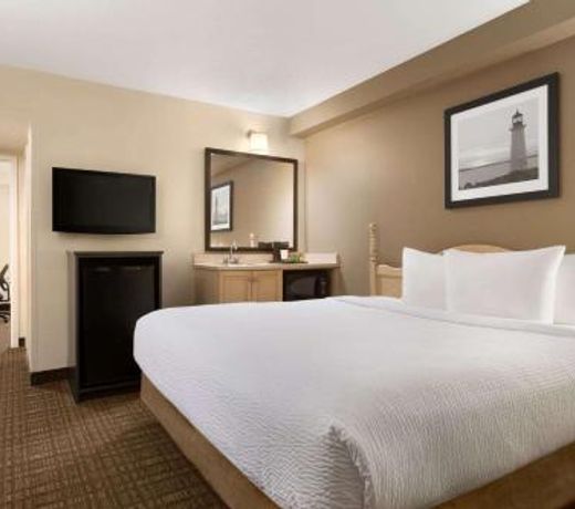 Travelodge Suites by Wyndham Moncton