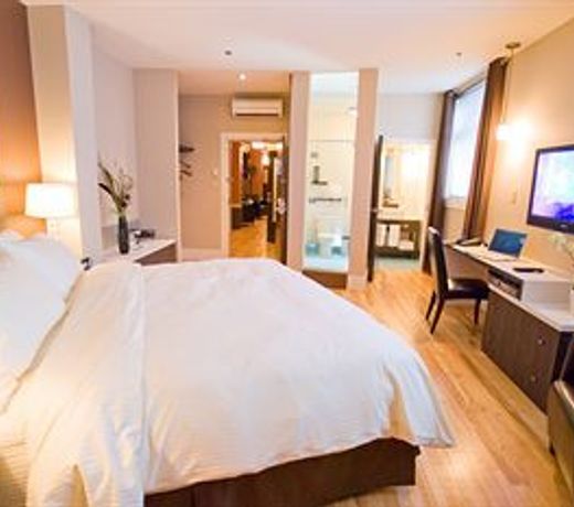 St. James' Gate, Boutique Hotel