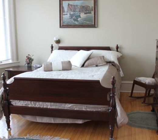 DOWNTOWN BED & BREAKFAST