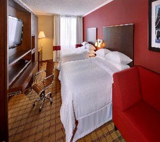 Four Points by Sheraton Toronto Mississauga