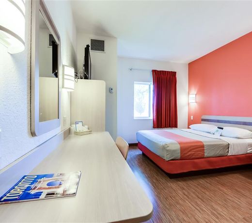 Motel 6-Mississauga, ON - Toronto
