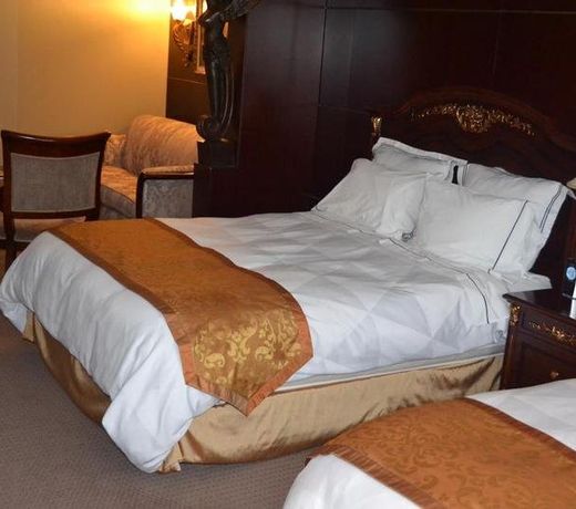 Radisson Toronto Airport West