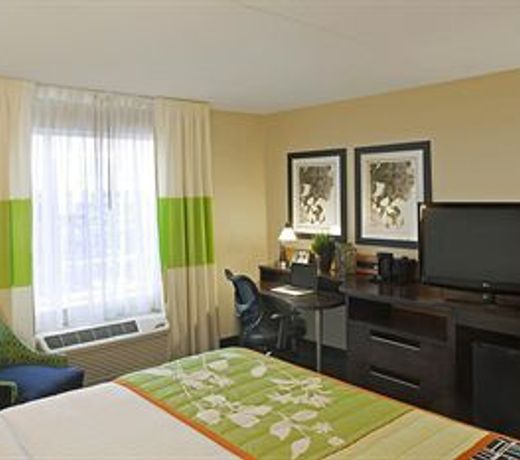 Fairfield Inn & Suites by Marriott Toronto Mississauga