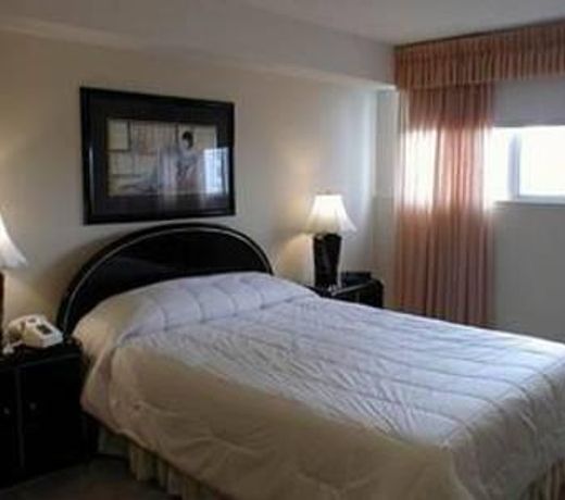 PARK SUITES MISSISSAUGA THE PLACE ROYAL