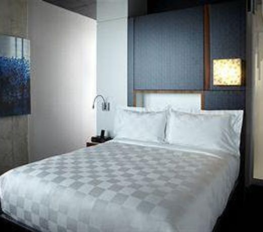 Alt Hotel Toronto Airport