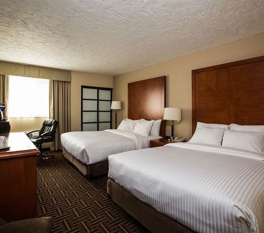 Executive on the Ridge Hotel & Convention Centre