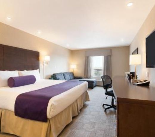 Days Inn by Wyndham Medicine Hat