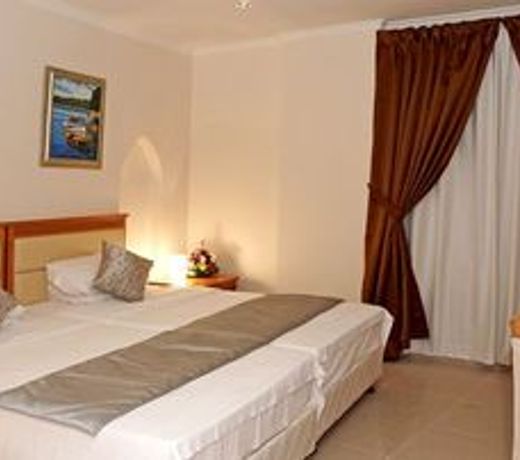Tulip Inn Cornish Suites