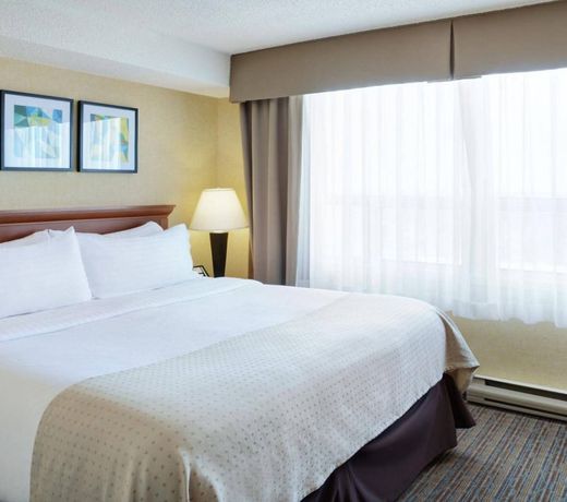 Holiday Inn Hotel & Suites London, an IHG Hotel