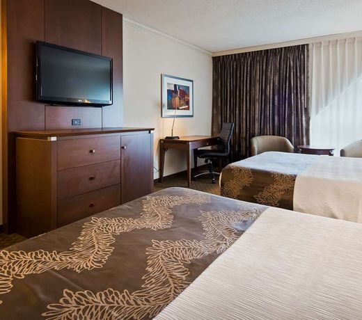 Best Western Plus Lamplighter Inn & Conference Centre