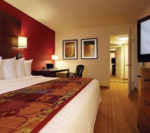 Residence Inn by Marriott London Downtown