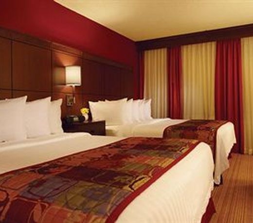 Residence Inn by Marriott London Downtown