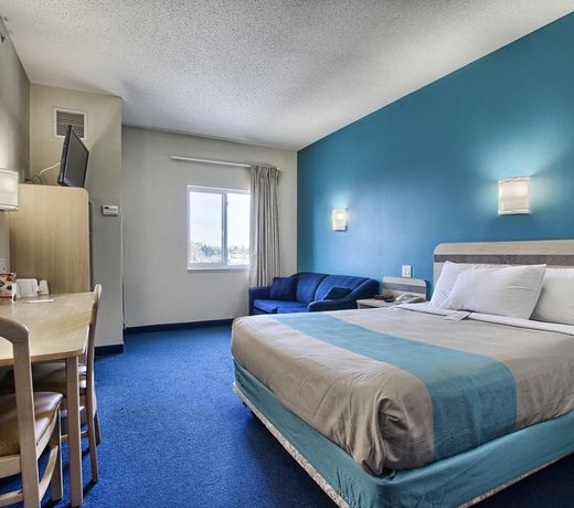 Motel 6-London, ON - Ontario