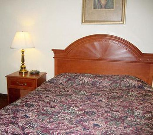 LES Hotel & Suites
