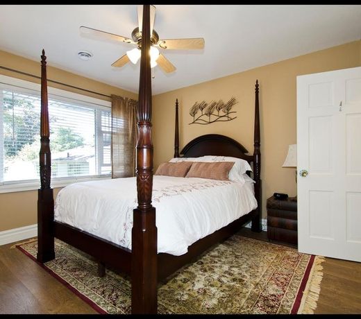 INN-CHANTED FOREST B&B