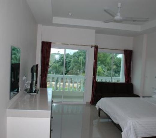East Shore Pattaya Resort