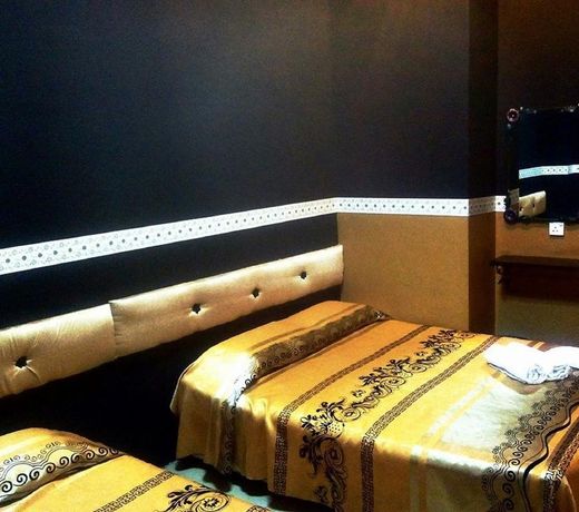 SPOT ON 89644 Retto Hotel