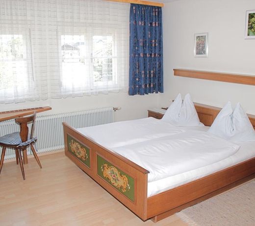 BÃ¤ckerhÃ¤usel GÃ¤stehaus Pension