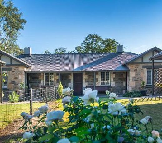 Stoneleigh Cottage Bed and Breakfast