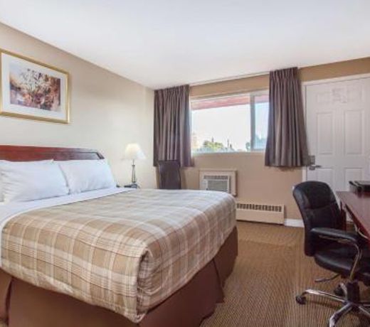 Howard Johnson Inn by Wyndham Kingston