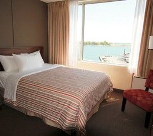 Confederation Place Hotel