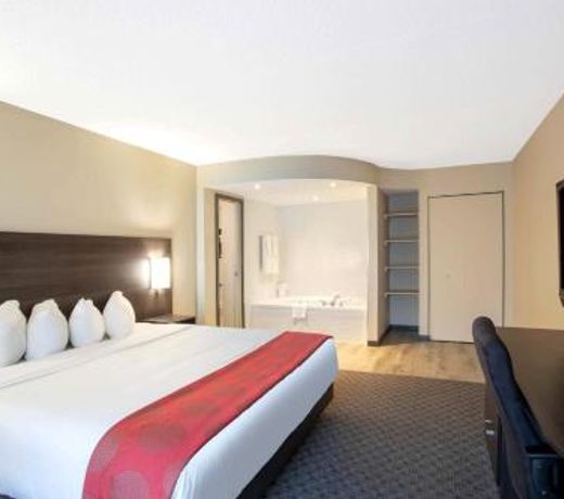 Quality Inn & Conference Centre Kingston Central