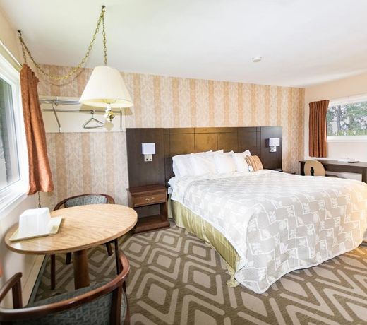 Countryside Inn