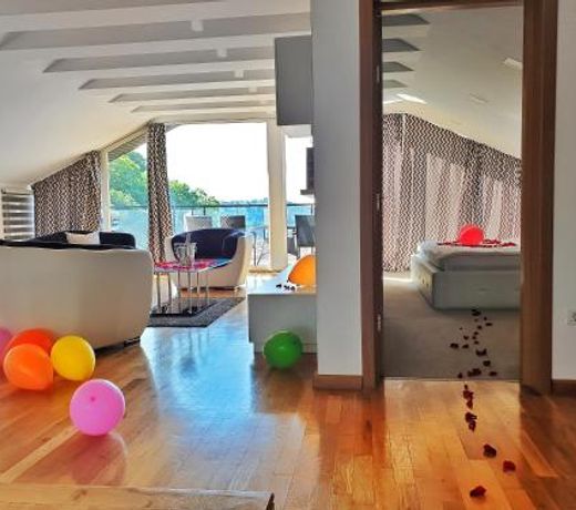 5 Star Residence