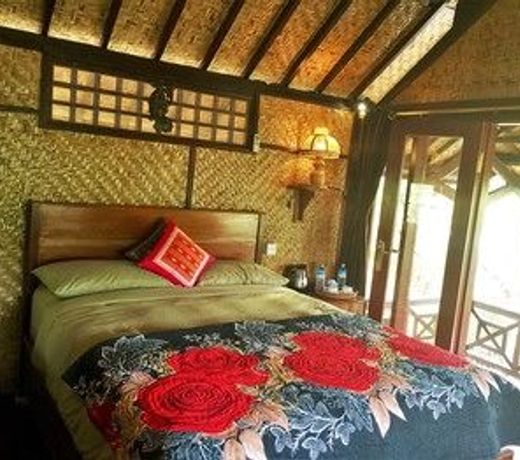 Mahogany Cottage