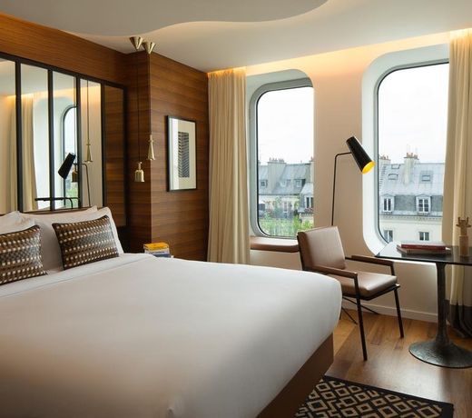 Renaissance Paris Republique Hotel & Spa