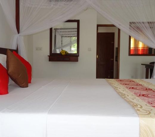 Hotel Corona Hikkaduwa