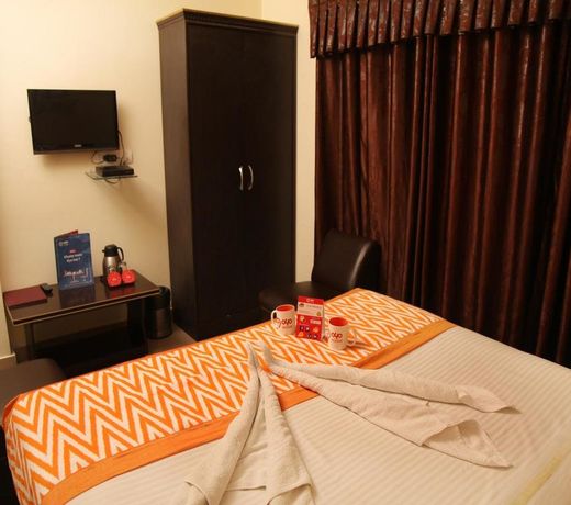 Itsy By Treebo - Hotel Ashoka Grand