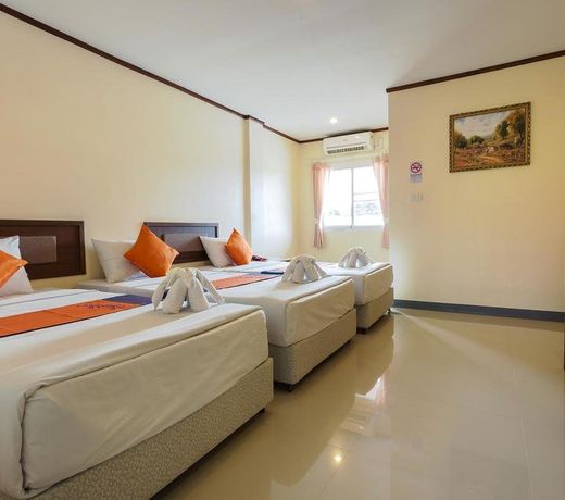 Khunyuw Hotel