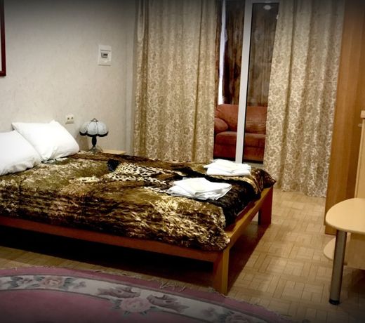 VeryHotel