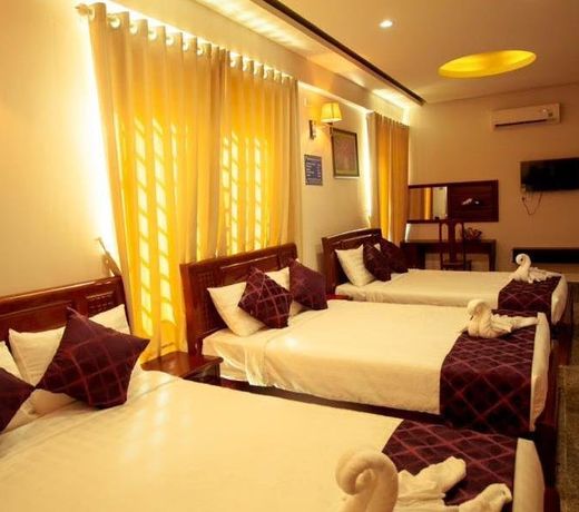 Hoang Vu Bien Ho Hotel