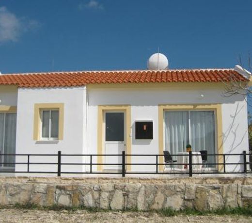Pangeras Apartments