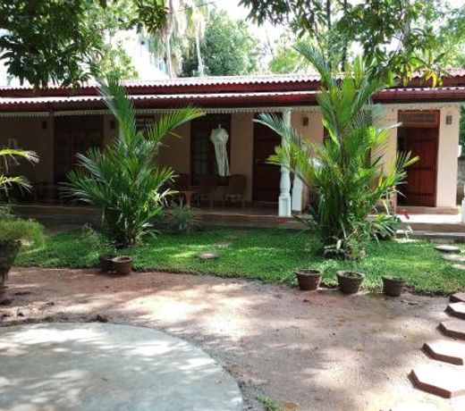 Sigiri Leisure Holiday Home