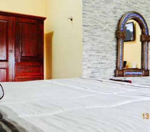 CabaÃ±as los Encinos