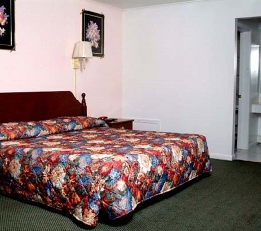 Top Hill Motel