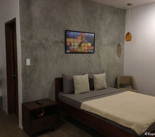 Alona Pawikan Resort
