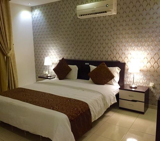 Gold Inn Hotel