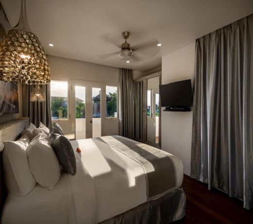 Ozamiz Villa Seminyak by Bali Villas R Us