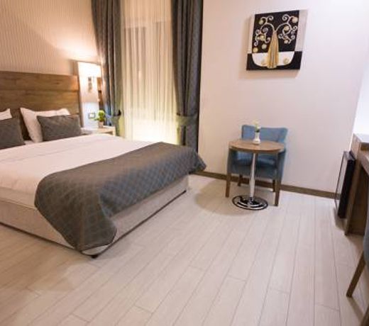 White Star Hotel