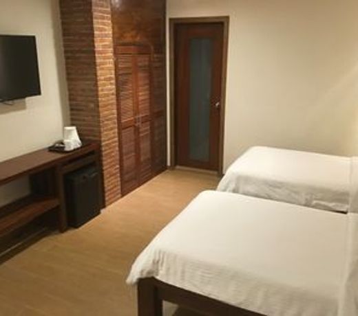 Mango Valley Hotel 2